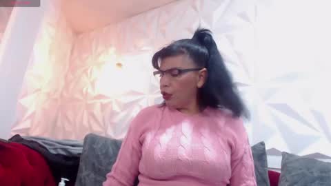 Jennifer online show from 04/20/26, 11:24