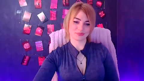 Jennifer online show from 03/19/26, 07:01