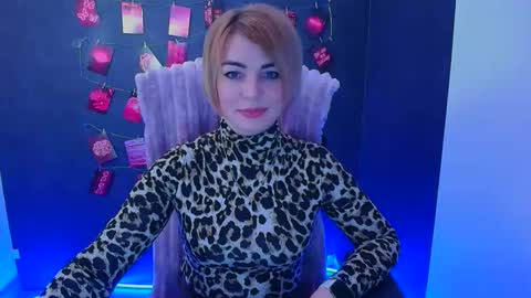 Jennifer online show from 04/16/26, 12:06