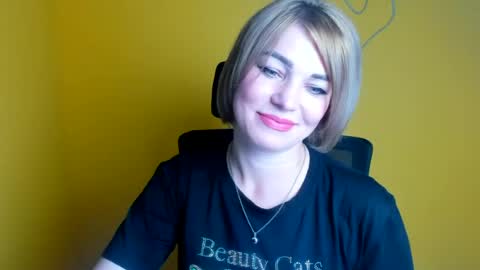 Snapshot of jennifer_cuttie chatting on 06/26/26, 11:58 Jennifer online show from 06/26/26, 11:58