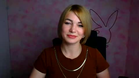 Snapshot of jennifer_cuttie chatting on 07/05/26, 12:01 Jennifer online show from 07/05/26, 12:01