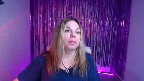 Snapshot of jennifer_moree chatting on 09/24/25, 05:44 Jennifer online show from 09/24/25, 05:44