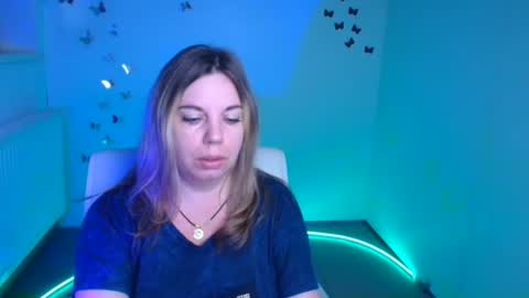 Snapshot of jennifer_moree chatting on 09/27/25, 05:45 Jennifer online show from 09/27/25, 05:45