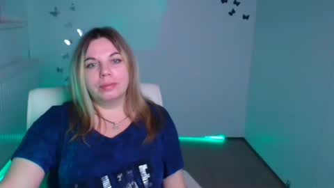 Snapshot of jennifer_moree chatting on 10/03/25, 06:27 Jennifer online show from 10/03/25, 06:27