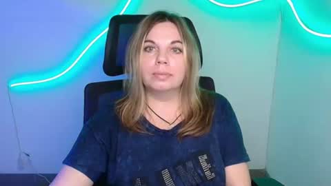 Snapshot of jennifer_moree chatting on 10/06/25, 06:27 Jennifer online show from 10/06/25, 06:27