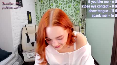 Jennifer online show from 12/22/24, 01:22