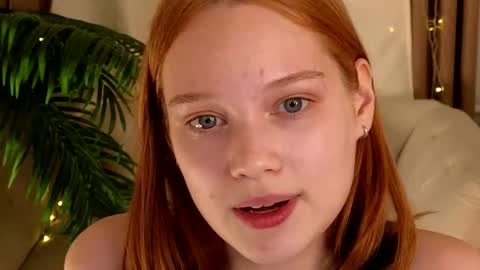 Jennifer online show from 11/09/25, 02:26