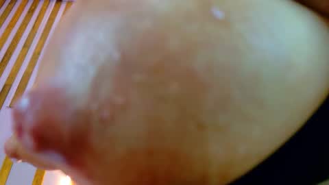 Jennifer vega  online show from 12/17/25, 09:32