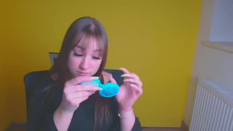 Jennifer online show from 12/25/24, 10:17