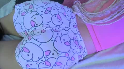 U can call me Angel online show from 12/15/25, 03:44