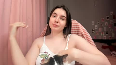 Snapshot of jenniferka chatting on 04/30/26, 01:28 jenniferka online show from 04/30/26, 01:28