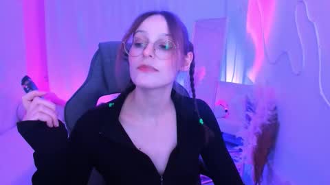 jenniferkiim online show from 02/01/26, 10:47