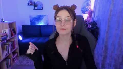 jenniferkiim online show from 02/23/26, 11:18