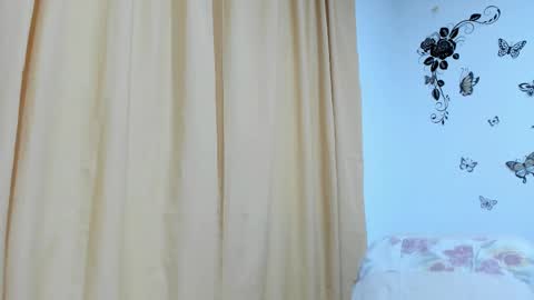 jenniferloveyou online show from 10/30/25, 10:21