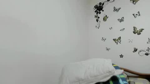 Snapshot of jenniferloveyou chatting on 06/02/26, 05:04 jenniferloveyou online show from 06/02/26, 05:04