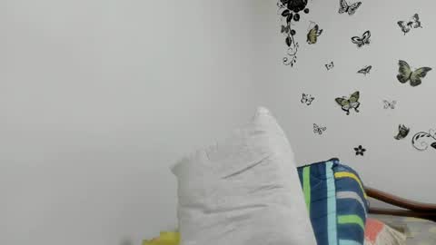 Snapshot of jenniferloveyou chatting on 07/05/26, 10:28 jenniferloveyou online show from 07/05/26, 10:28