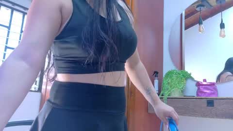 Jennifer vega  online show from 04/12/26, 07:30