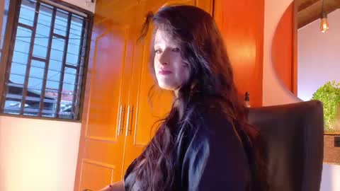 Jennifer vega  online show from 04/22/26, 10:55