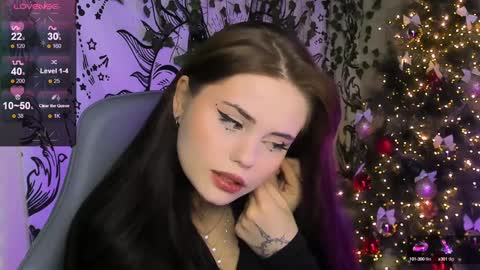 Snapshot of jenniferwandis77 chatting on 01/24/25, 02:08 Jenni online show from 01/24/25, 02:08