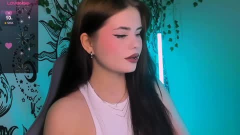 Snapshot of jenniferwandis77 chatting on 01/31/25, 07:08 Jenni online show from 01/31/25, 07:08