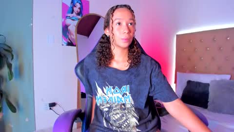 jenny__lawrence online show from 11/12/25, 08:30