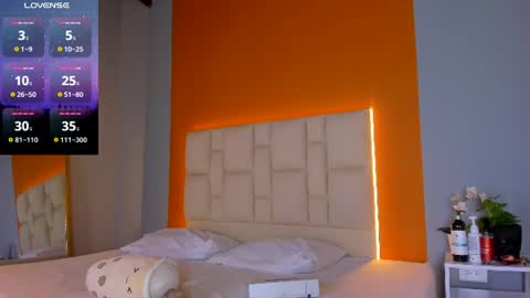jenny__lawrence online show from 06/11/26, 04:43