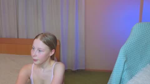 Snapshot of jenny_angelok chatting on 12/14/24, 03:47 Next broadcast on December 05 subject to change online show from 12/14/24, 03:47