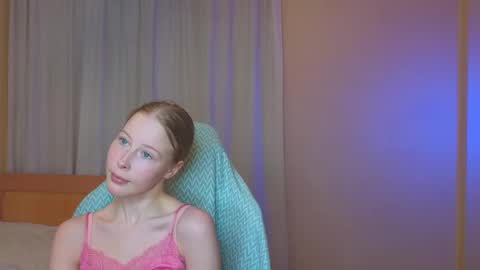 Snapshot of jenny_angelok chatting on 12/17/24, 10:01 Next broadcast on December 05 subject to change online show from 12/17/24, 10:01