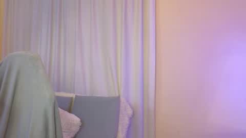 Snapshot of jenny_angelok chatting on 09/24/25, 08:06 Next broadcast on December 05 subject to change online show from 09/24/25, 08:06