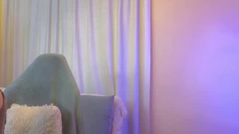 Snapshot of jenny_angelok chatting on 09/30/25, 01:05 Next broadcast on December 05 subject to change online show from 09/30/25, 01:05