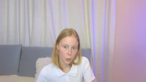 Snapshot of jenny_angelok chatting on 10/27/25, 11:14 Next broadcast on December 05 subject to change online show from 10/27/25, 11:14