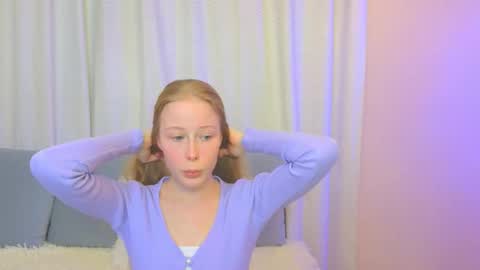 Snapshot of jenny_angelok chatting on 11/13/25, 12:04 Next broadcast on December 05 subject to change online show from 11/13/25, 12:04