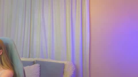 Snapshot of jenny_angelok chatting on 11/27/25, 10:06 Next broadcast on December 05 subject to change online show from 11/27/25, 10:06