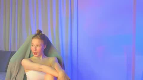 Snapshot of jenny_angelok chatting on 01/07/26, 11:34 Next broadcast on December 05 subject to change online show from 01/07/26, 11:34