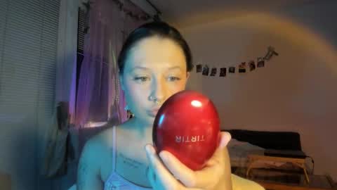 Jennifer Jenny Darling   online show from 01/12/26, 07:08