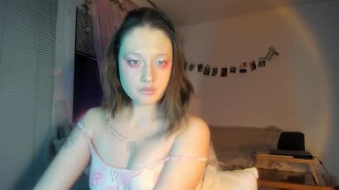 Jennifer Jenny Darling   online show from 03/14/26, 08:14