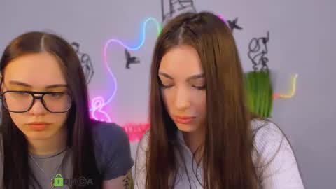 Snapshot of jenny_donne chatting on 02/27/26, 06:13 jenny_donne online show from 02/27/26, 06:13