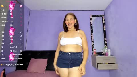 Snapshot of jenny_evans82 chatting on 03/12/25, 02:52 jenny online show from 03/12/25, 02:52