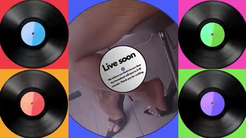 Jenny online show from 09/22/25, 10:23