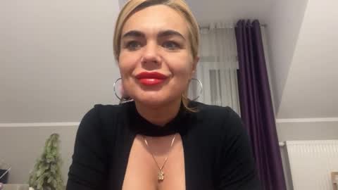 Jenny online show from 02/01/25, 02:56