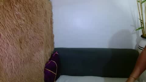 Snapshot of jenny_salvi chatting on 09/26/25, 06:17 jenny_salvi online show from 09/26/25, 06:17