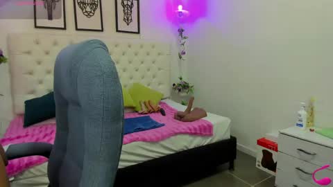 jenny_stark online show from 04/21/26, 11:05