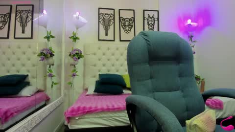 jenny_stark online show from 04/22/26, 11:23