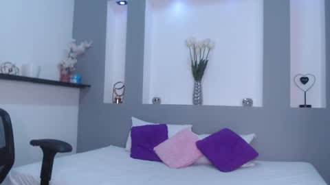 jenny_towers online show from 02/09/25, 06:11