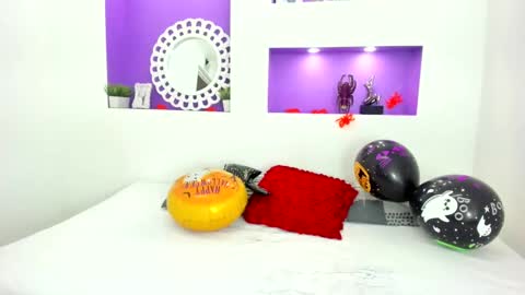 jenny_towers online show from 10/23/25, 02:05