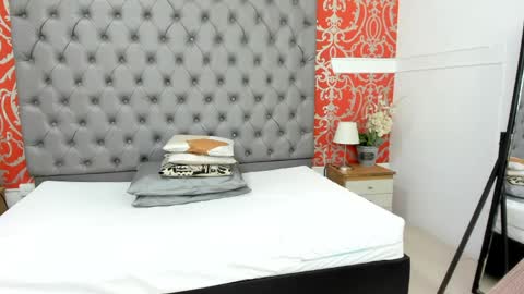 jenny_towers online show from 04/12/26, 03:11