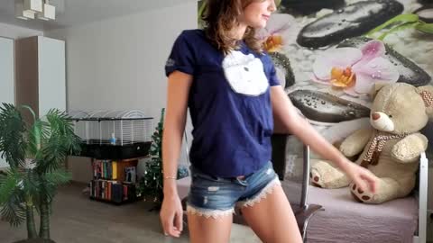 jennycutey online show from 01/22/25, 04:02