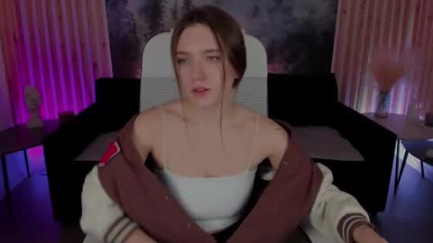 Jenny NO Nude online show from 02/26/25, 05:42