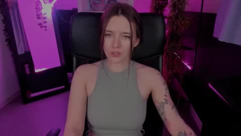 Jenny NO Nude online show from 02/27/25, 08:50