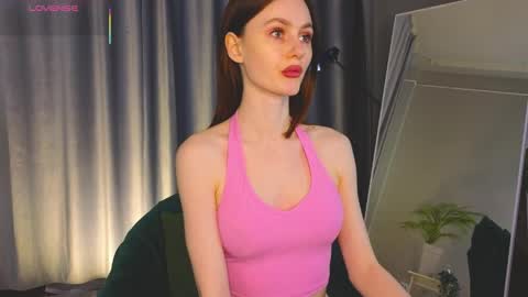 jennyfer_me online show from 04/07/26, 12:38